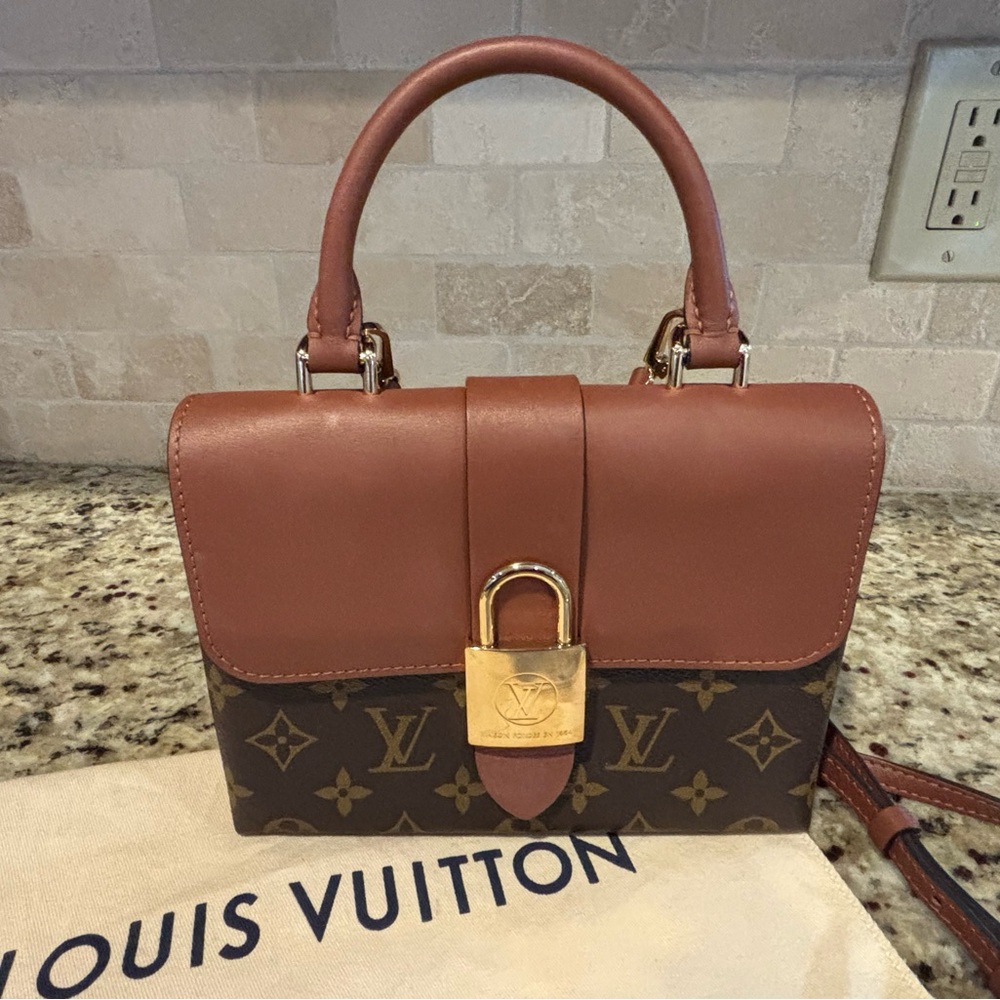 EUC Louis Vuitton Locky BB in Caramel